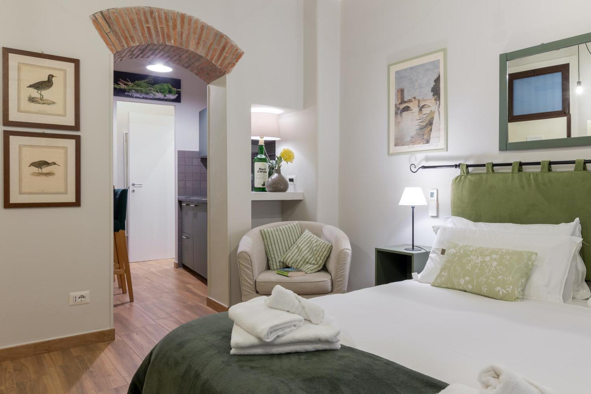 Rome As You Feel - Piazza Dei Satiri Apartments Kültér fotó